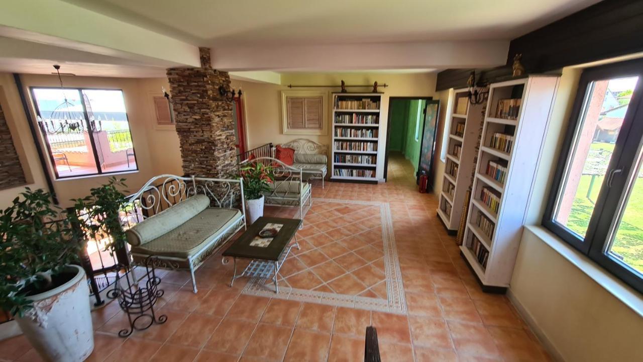 Hotel Amphora *